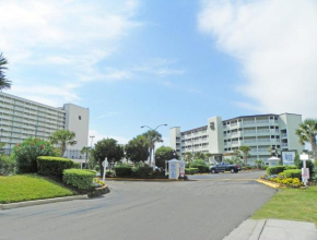 Spacious Condo Mid-point the Grand Strand - Two Bedroom Condo #1